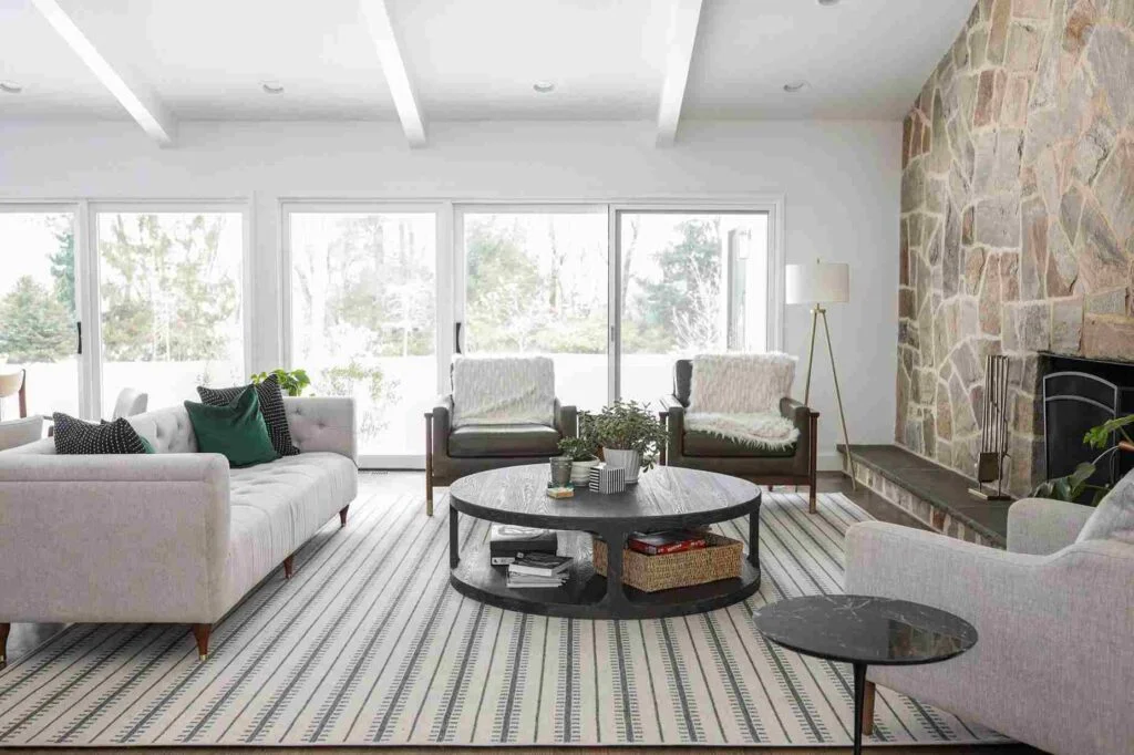 Soft Texture Wall to Wall Carpet in a Living Room