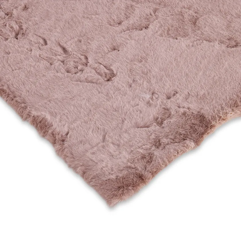 Arya Faux Rabbit Fur Rug
