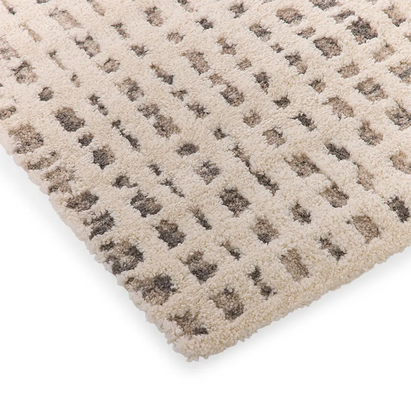 Cocoon Grid Pattern Rug