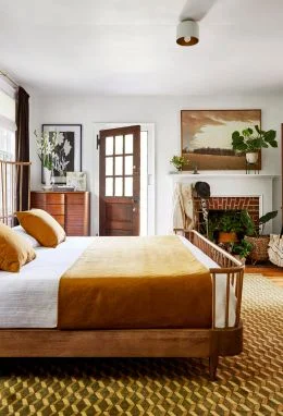 Minimalist carpet for modern bedroom