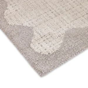 Rick Scallop-Edged Carpet