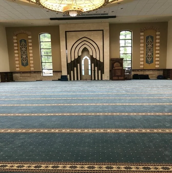 Elegant Mosque Carpet in Blue Color